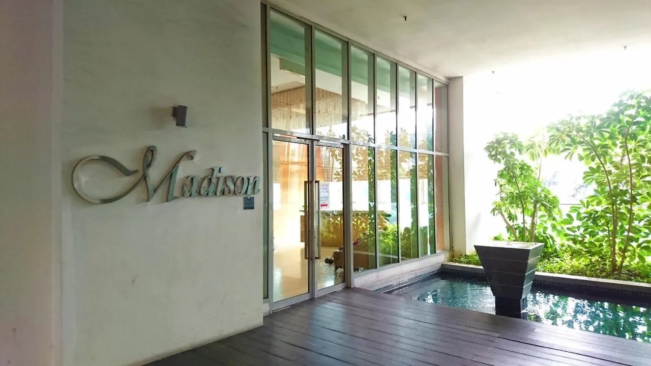 Regalia Suites Infinity Pool Kuala Lumpur Apartment