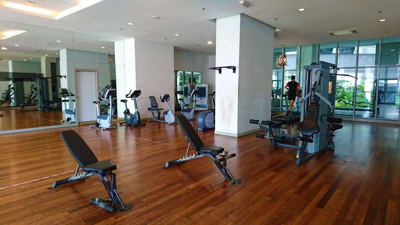 Apartment Regalia Suites Infinity Pool Kuala Lumpur Malaysia