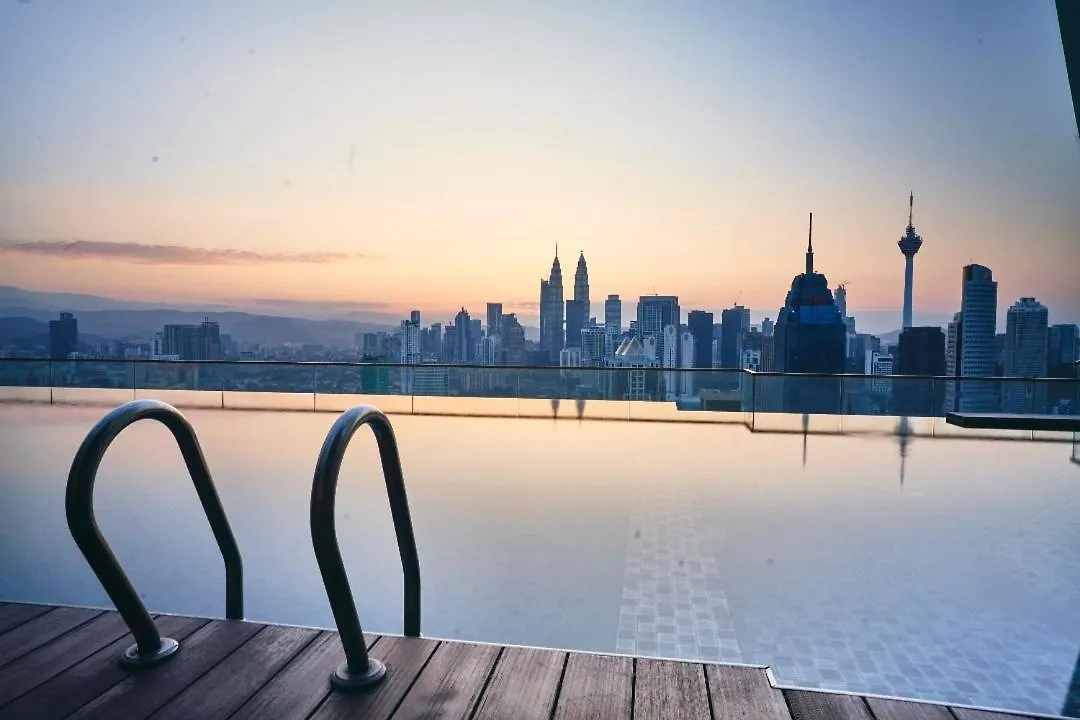 Regalia Suites Infinity Pool Kuala Lumpur Apartment